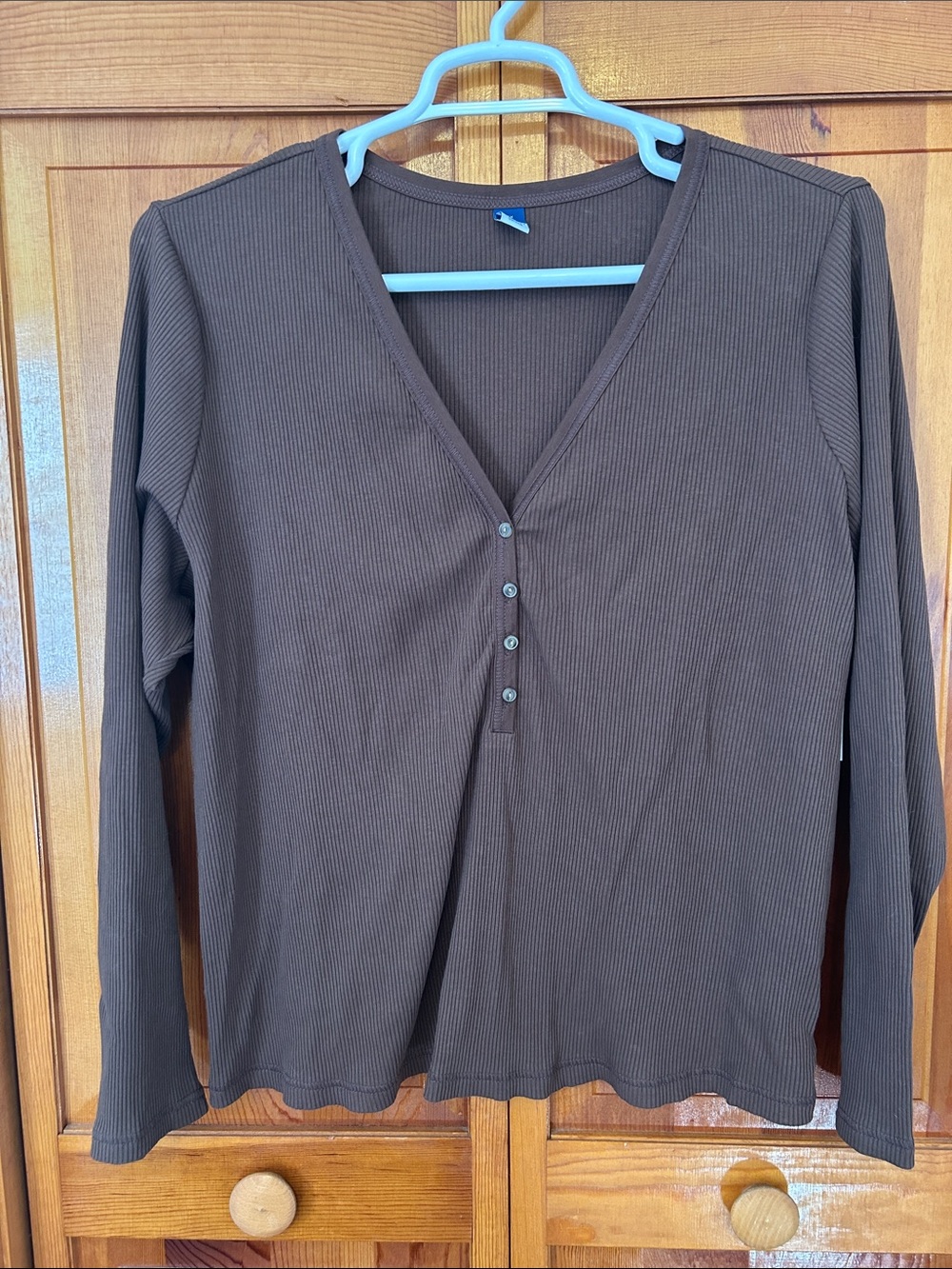 Old Navy Chocolate Brown Ribbed V-Neck Button-Front Long Sleeve Top 3X NWT